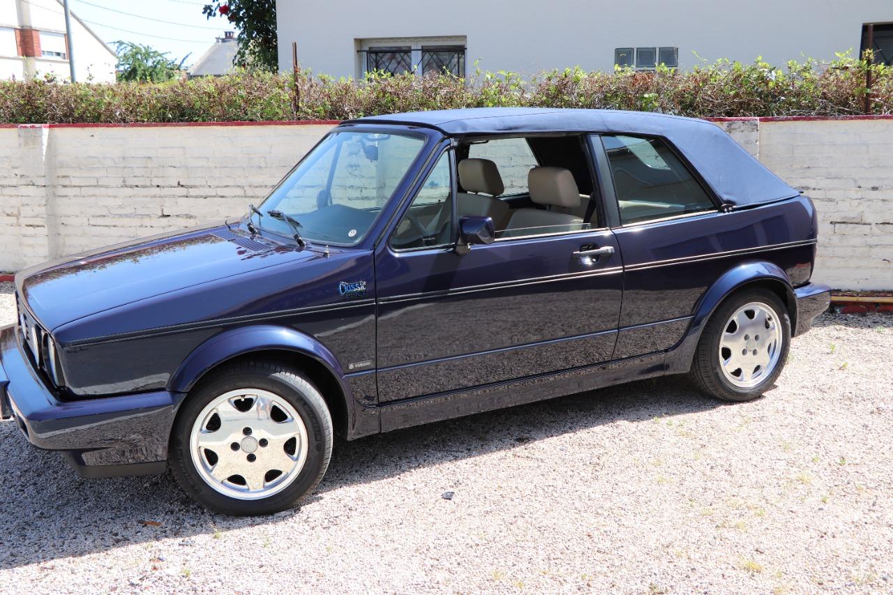 VOLKSWAGEN Golf Cabriolet série 1 - 1991 LesAnciennes.com