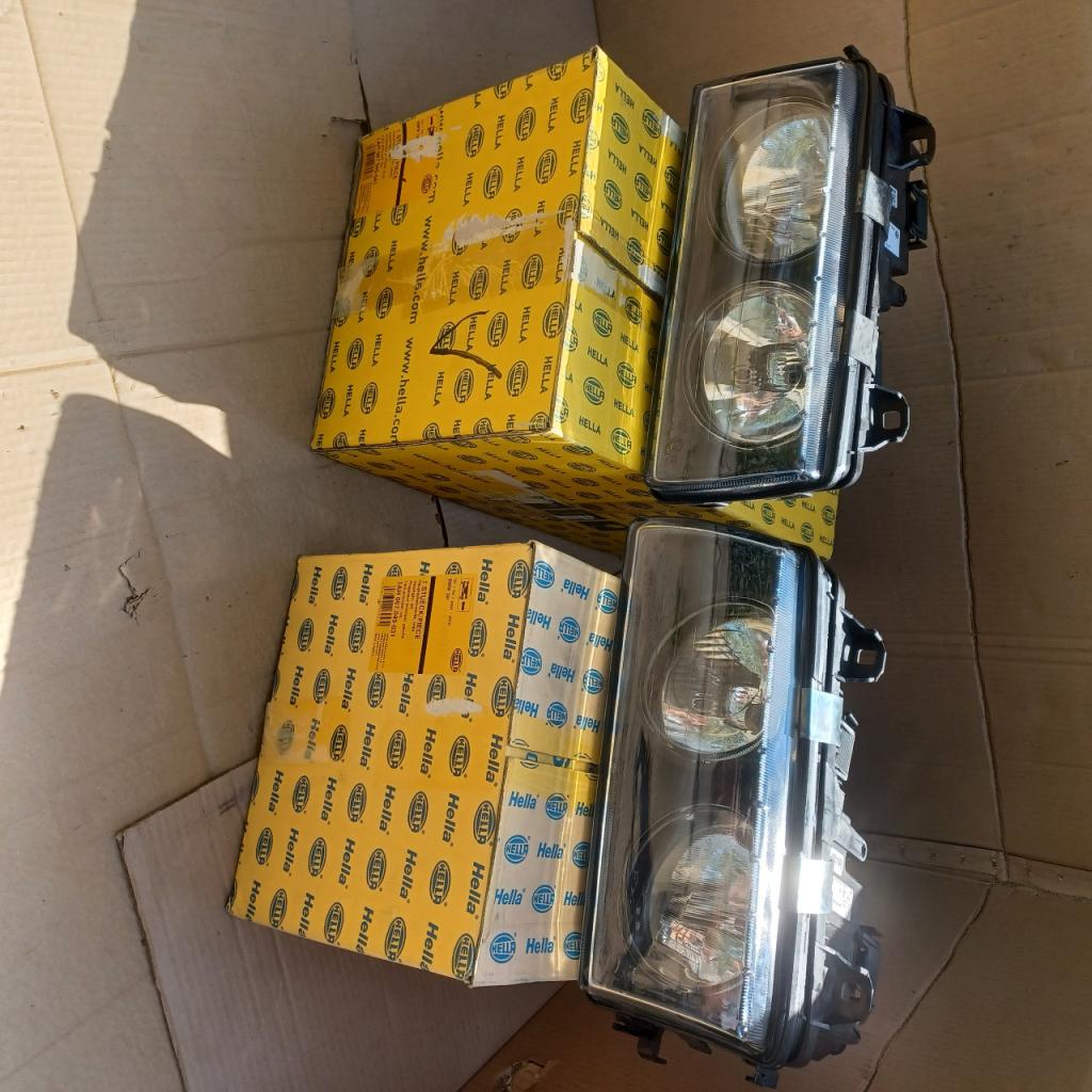 Lot phares bmw E36 neuf Hella LesAnciennes.com