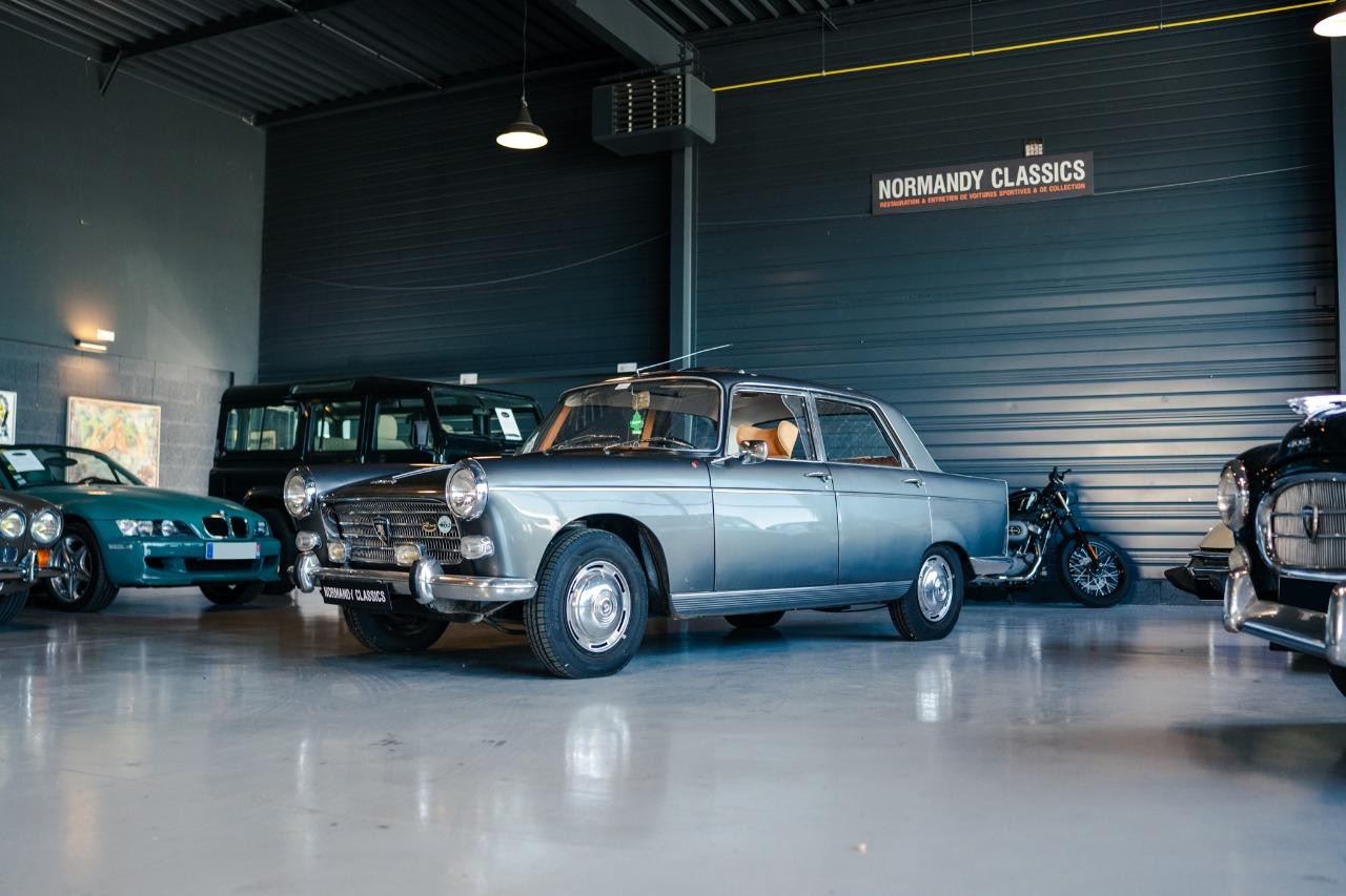 PEUGEOT 404 404 Super Luxe - 1963 LesAnciennes.com