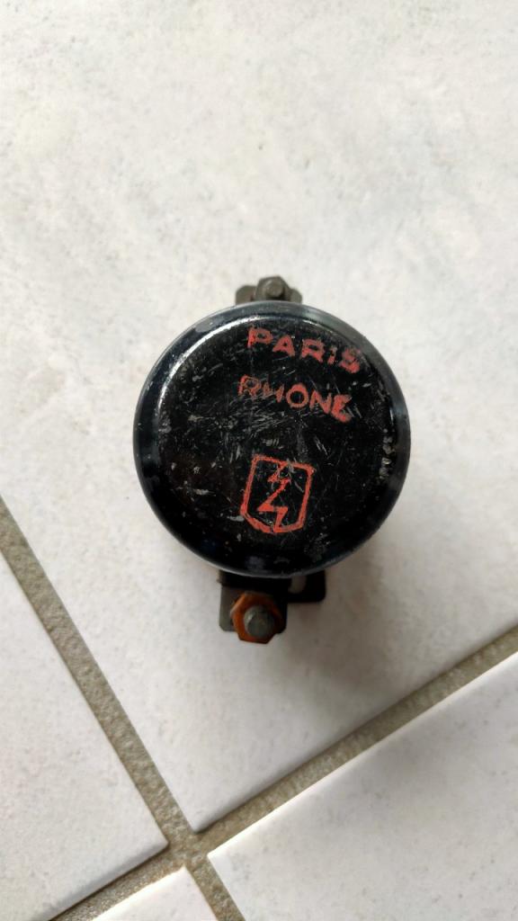 Conjoncteur Disjoncteur Paris Rhône - 6 V LesAnciennes.com