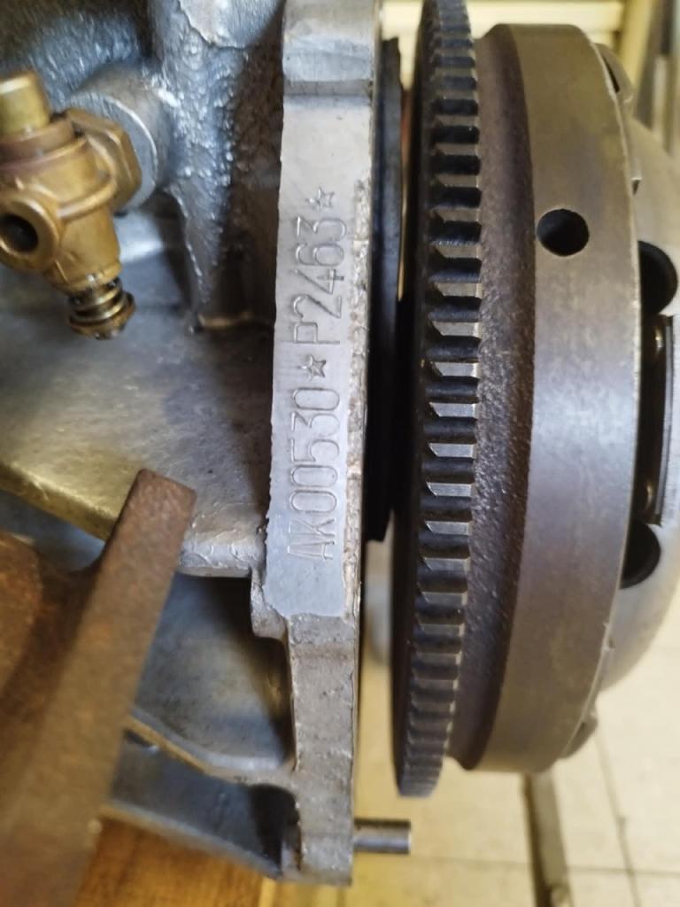 Moteur Alfa Giulia Junior 1300 cc . LesAnciennes.com