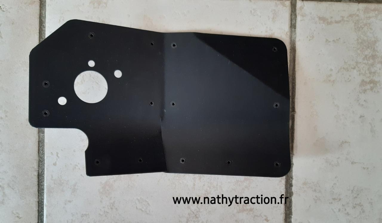 Un écran plat protecteur de pompe TRACTION LesAnciennes.com