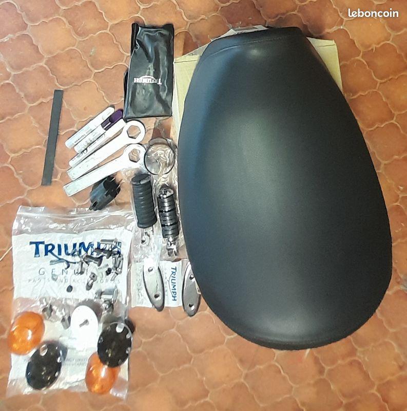 SELLE pour TRIUMPH 900 ADVENTURER ADVENTURER LesAnciennes.com