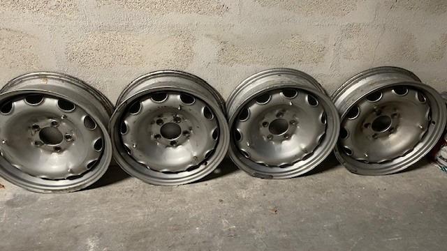 Jantes ALFA ROMEO 2600 sprint LesAnciennes.com