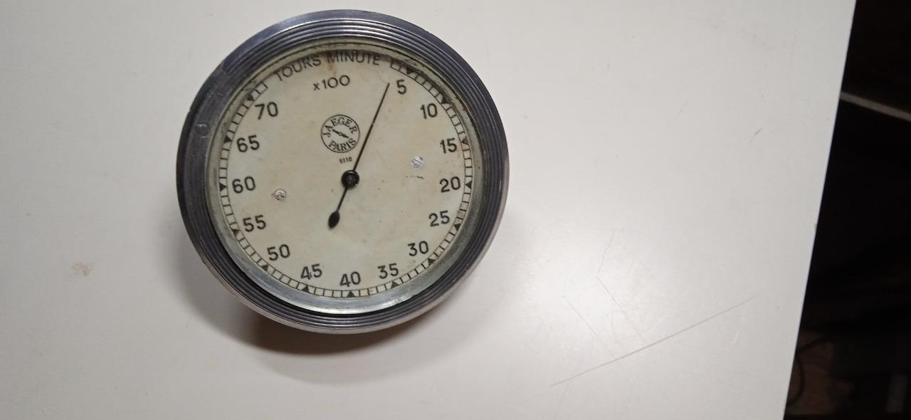 Compte-tours BUGATTI 35B /37A/51 LesAnciennes.com