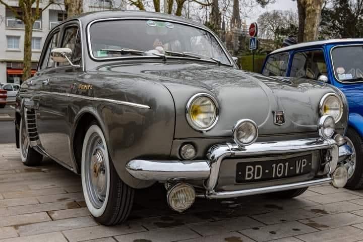 RENAULT Dauphine ondine - 1961 LesAnciennes.com