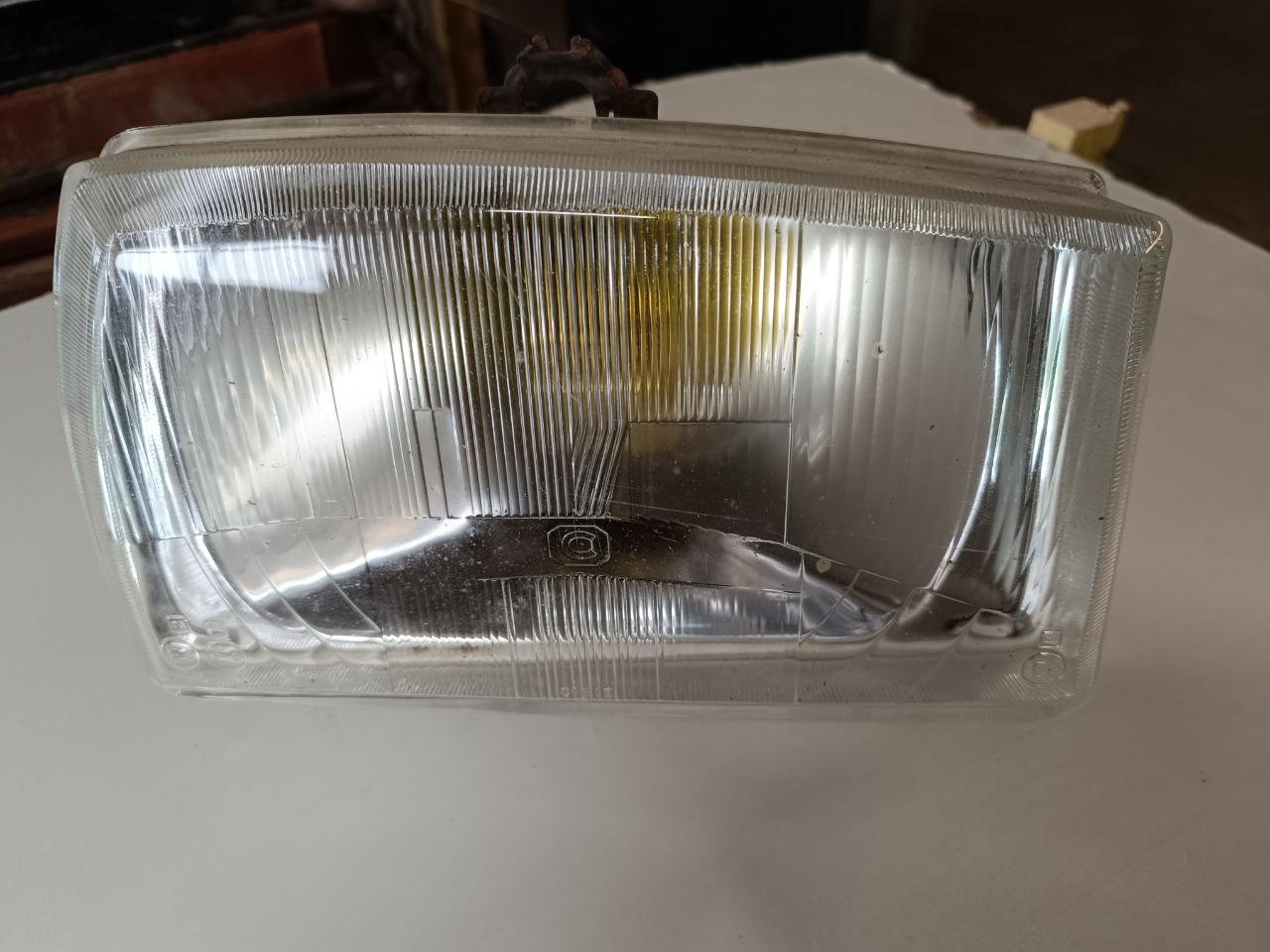 Optique de phare LesAnciennes.com