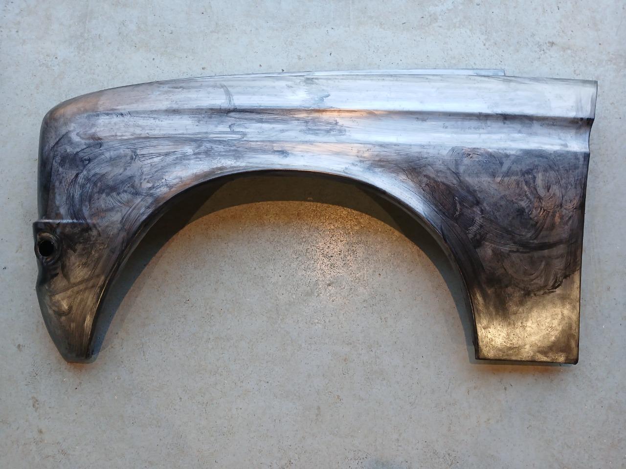 Aile avant gauche PEUGEOT 104 LesAnciennes.com