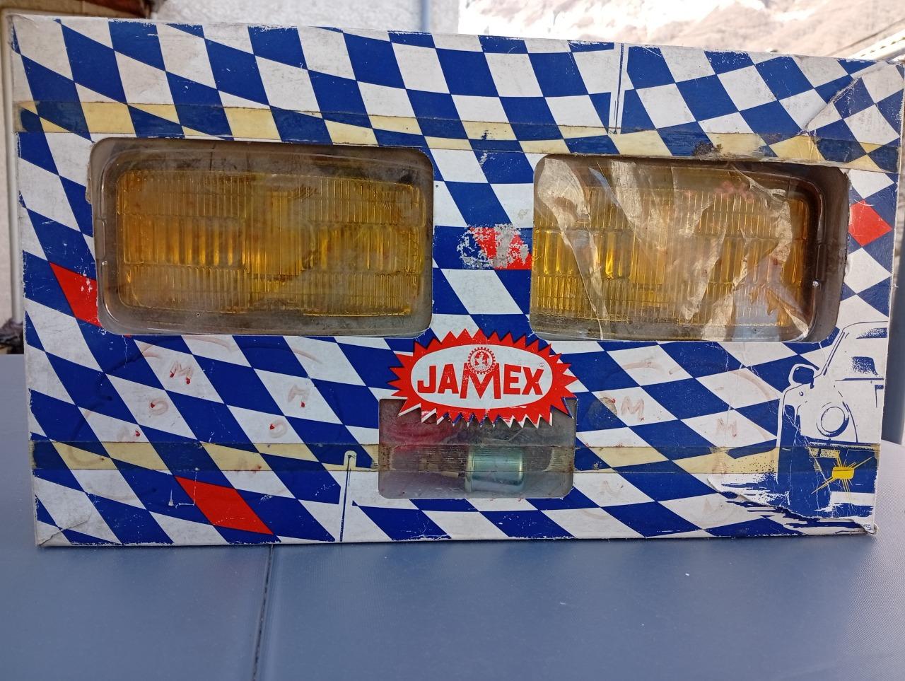 Coffret phares antibrouillard LesAnciennes.com