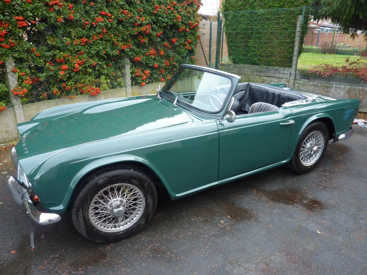 TRIUMPH TR4 - 1964 LesAnciennes.com