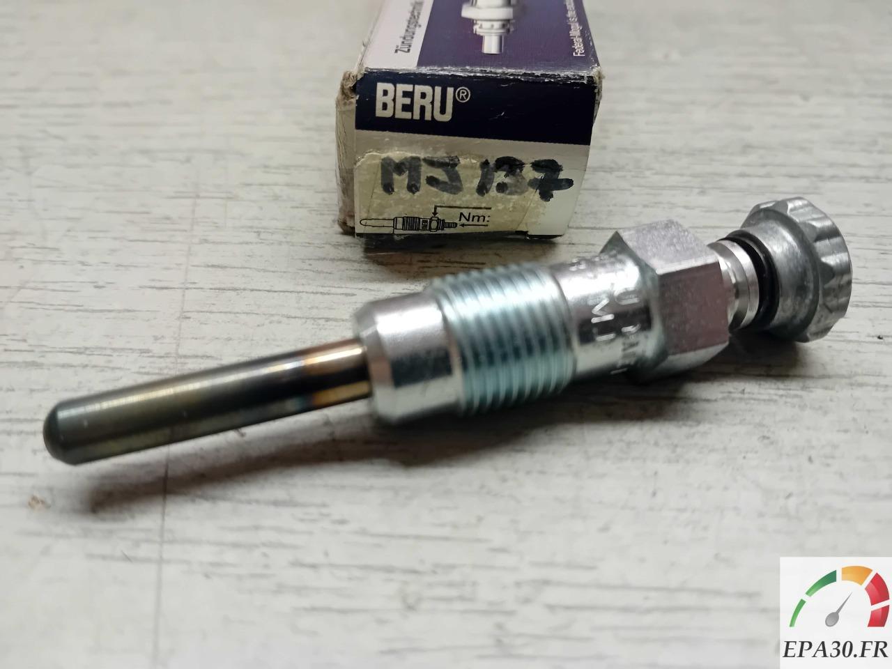 MJ137 BOUGIE NEUVE PRECHAUFFAGE OPEL ASCONA B LesAnciennes.com