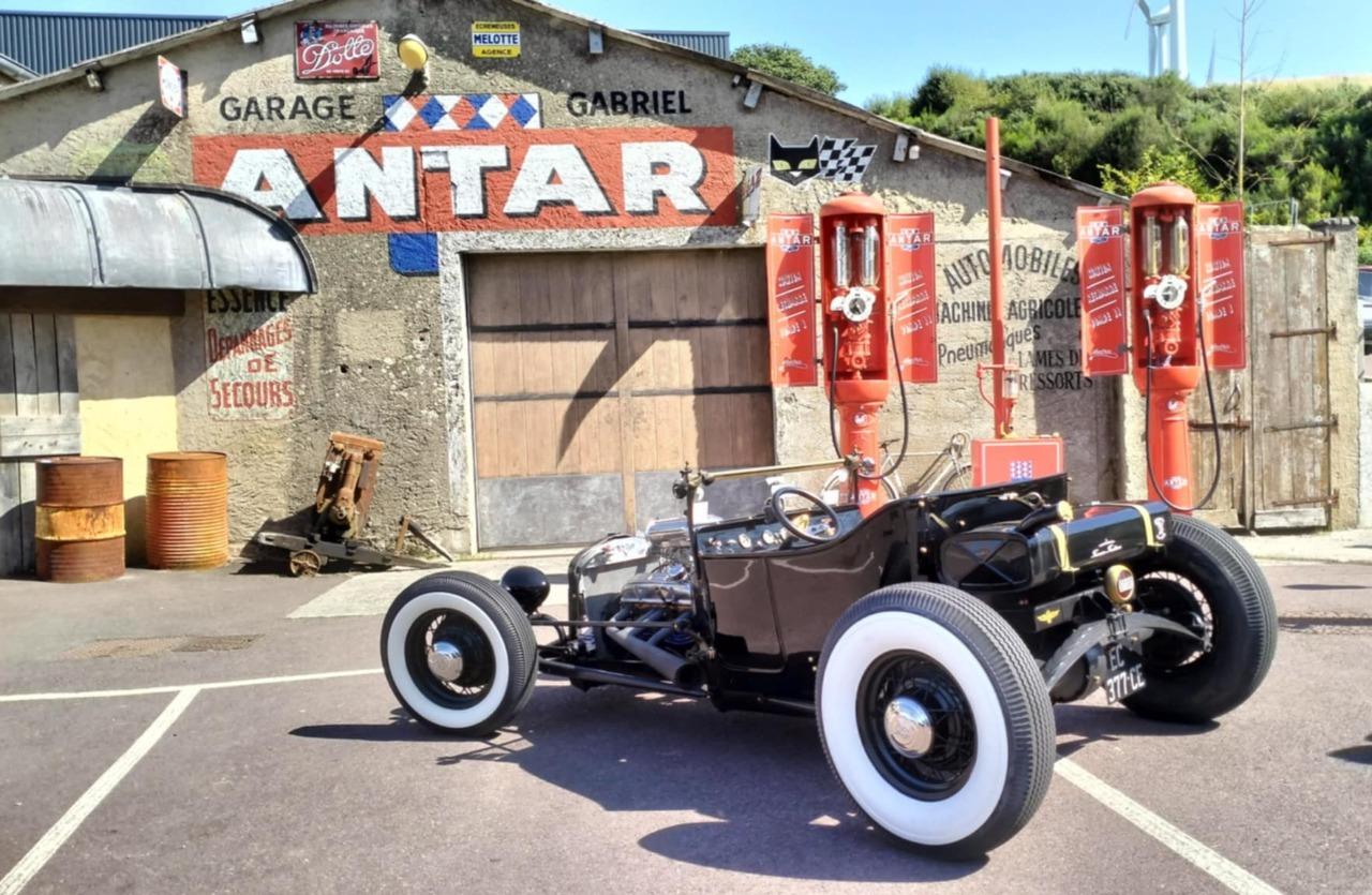 FORD T - 1923 LesAnciennes.com