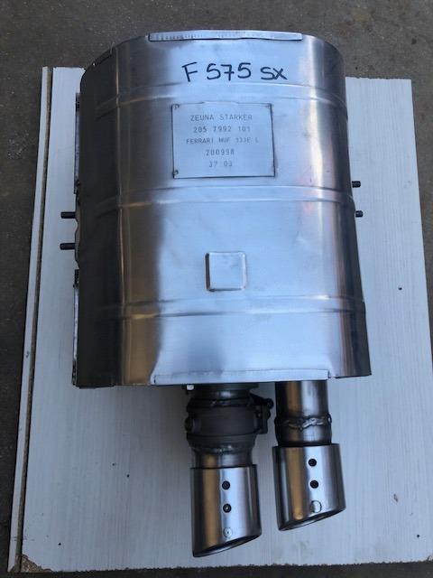 Silencieux d'échappement Ferrari 575 LesAnciennes.com