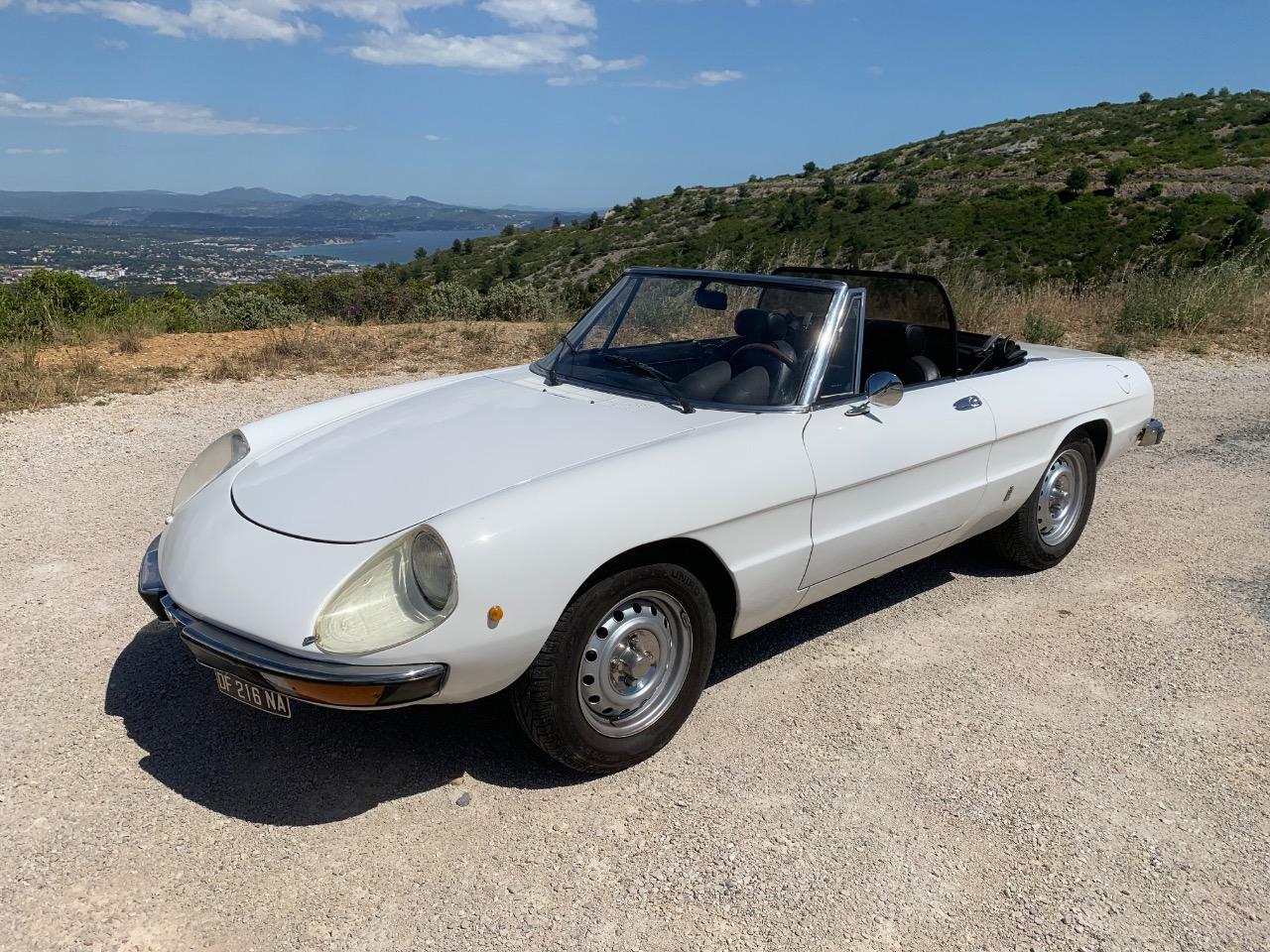 ALFA ROMEO Spider 2000 - 1976 LesAnciennes.com