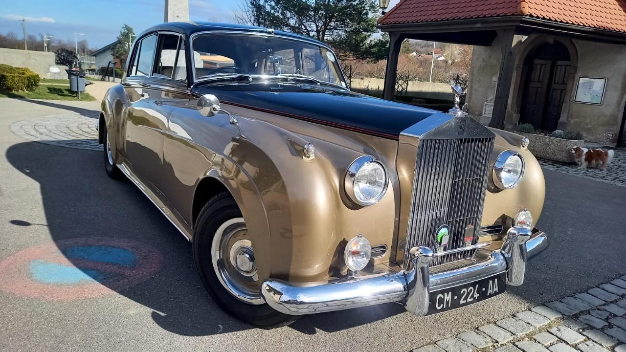 ROLLS ROYCE Silver Cloud Berline - 1961 LesAnciennes.com