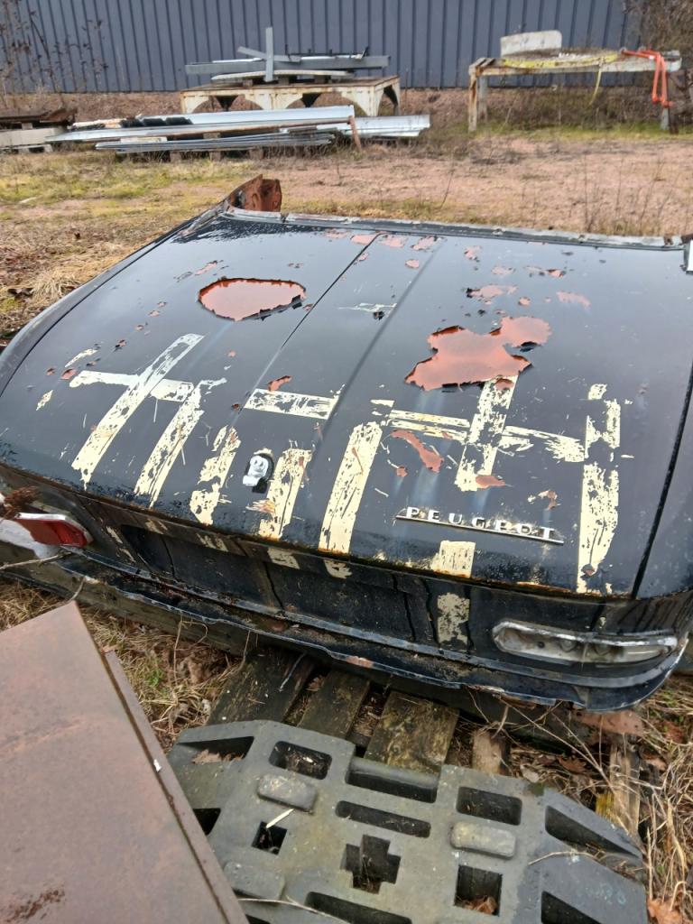 Bloc PEUGEOT 204 Cabriolet LesAnciennes.com