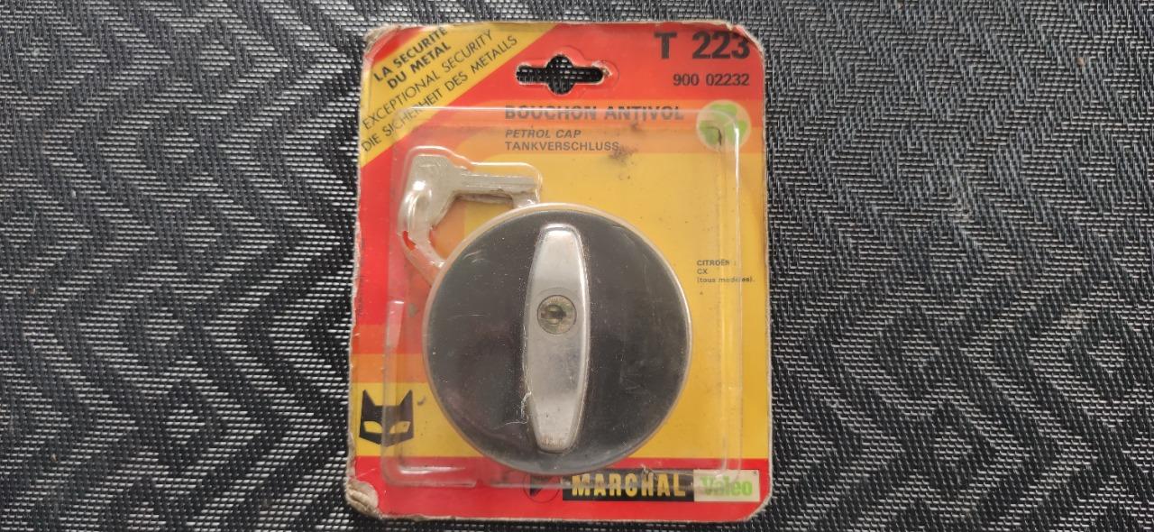 Bouchon de réservoir CITROEN CX LesAnciennes.com