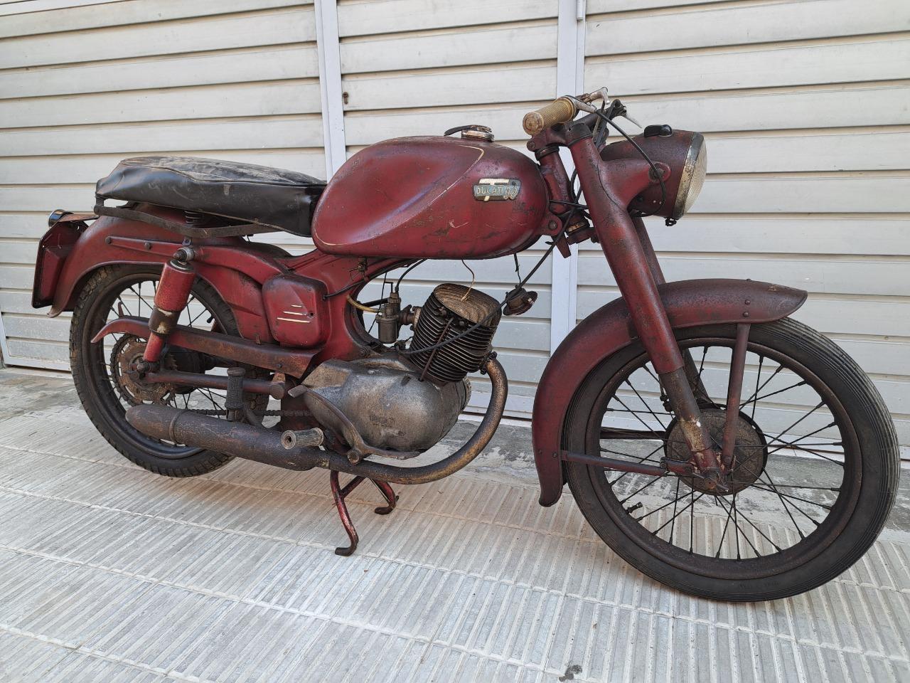 DUCATI 98 TS - 1958 LesAnciennes.com