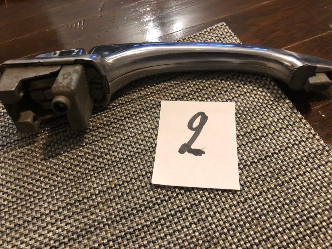 Poignée De Porte Avec Serrure Et 2 Clés Pour Coccinelle / Karmann - Neuf - Compatible VW