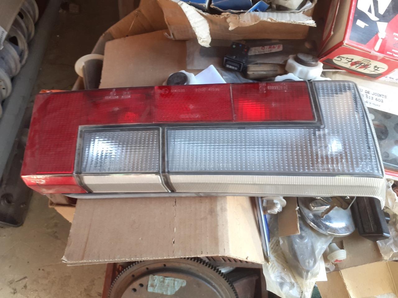 Feux ALFA ROMEO 33 LesAnciennes.com