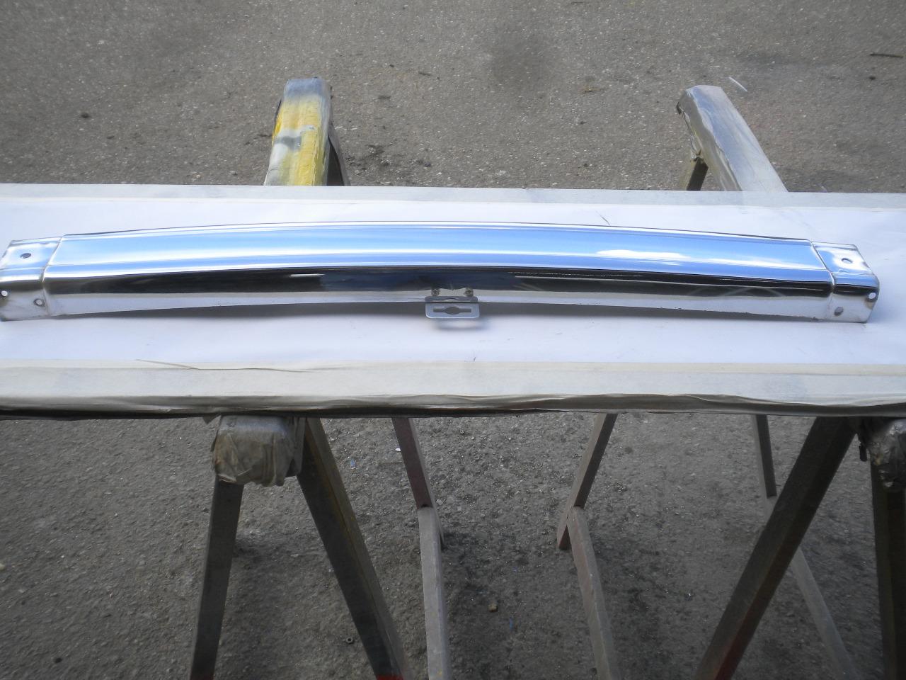 Lame centrale de pare choc arriere r8 gordini r8s LesAnciennes.com