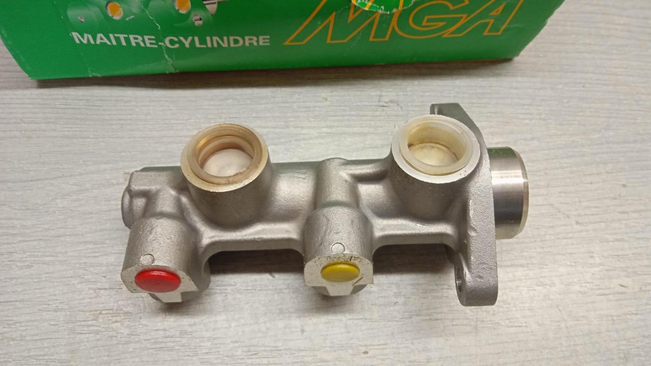MC2238 MAITRE-CYLINDRE DE FREIN OPEL KADETT E LesAnciennes.com