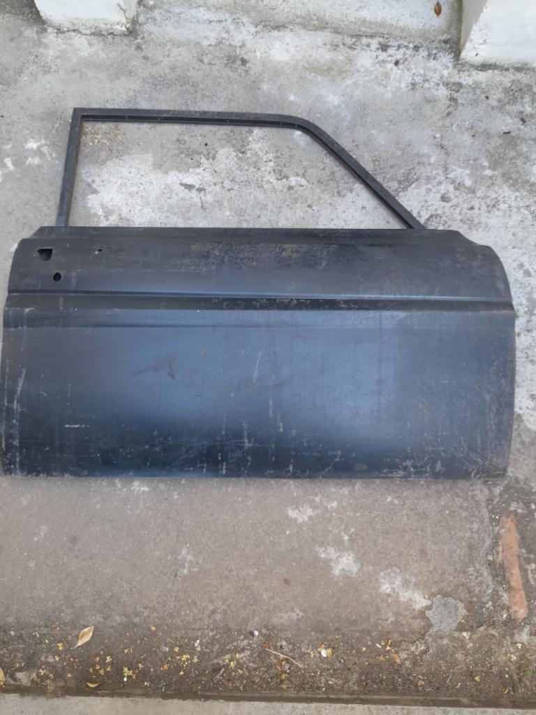 FORD 12 M coupé porte neuve LesAnciennes.com