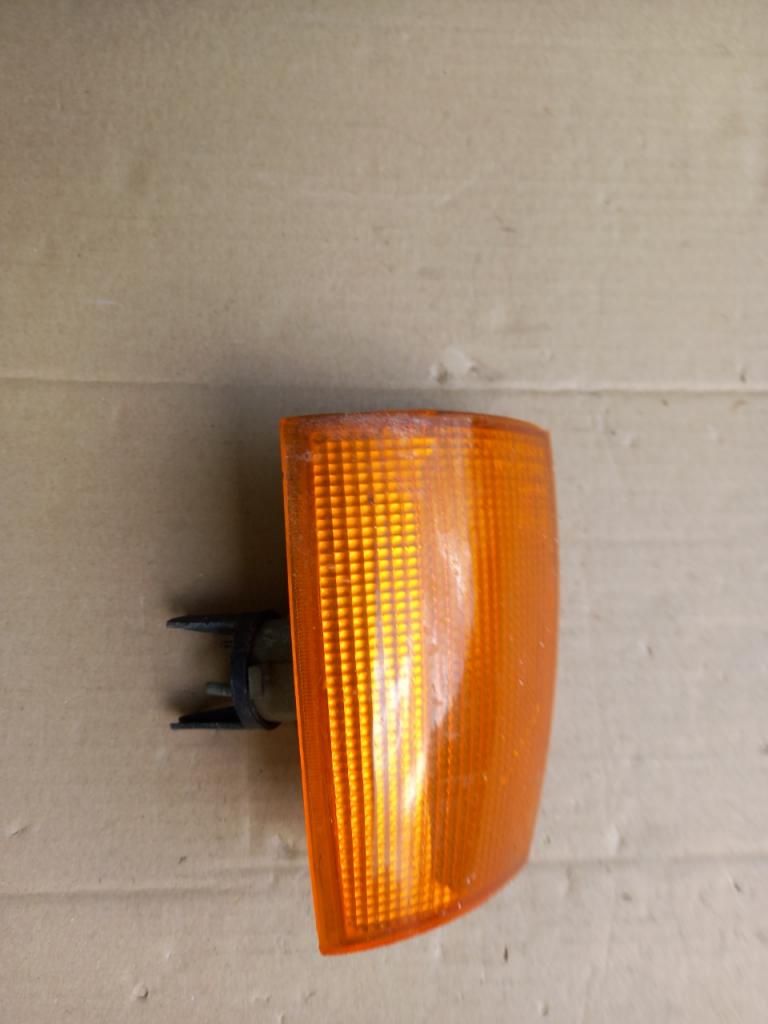 Cligno G RENAULT R9 LesAnciennes.com