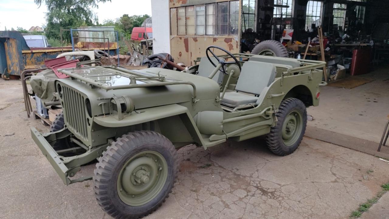 JEEP Willys MB - 1942 LesAnciennes.com