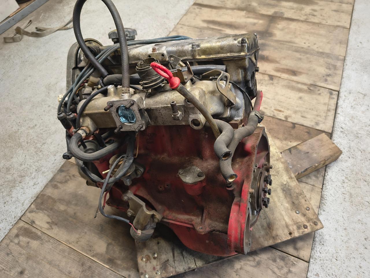 Moteur B21 VOLVO 240 244 LesAnciennes.com