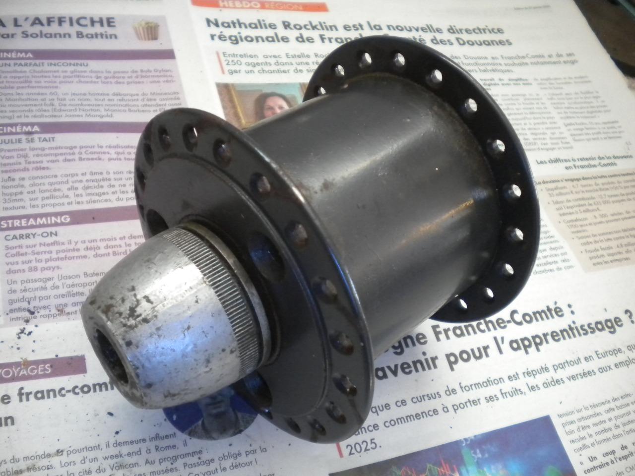 CONDOR A580 moyeu de roue moto LesAnciennes.com