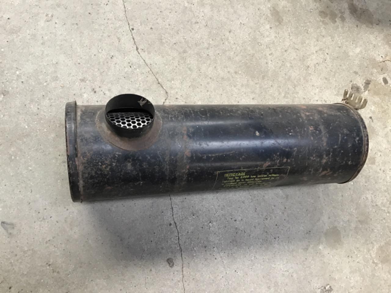 BOÎTE À AIR PEUGEOT 404 LesAnciennes.com