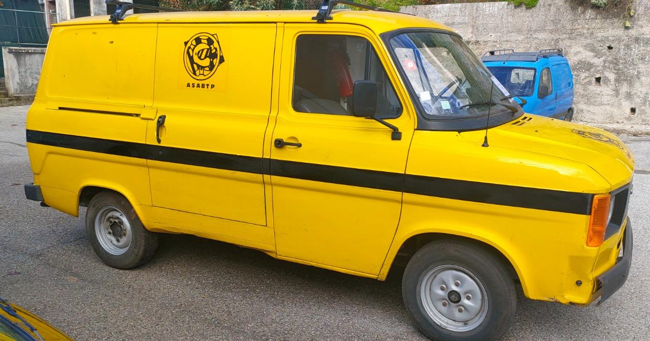 FORD transit TRANSIT - 1983 LesAnciennes.com