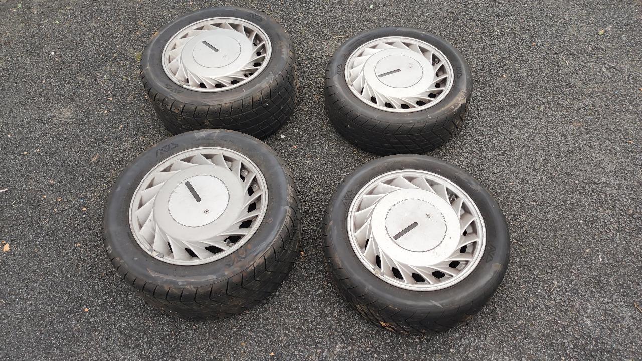 Jeu de 4 jantes Renault Alpine GTA 15 pouces LesAnciennes.com