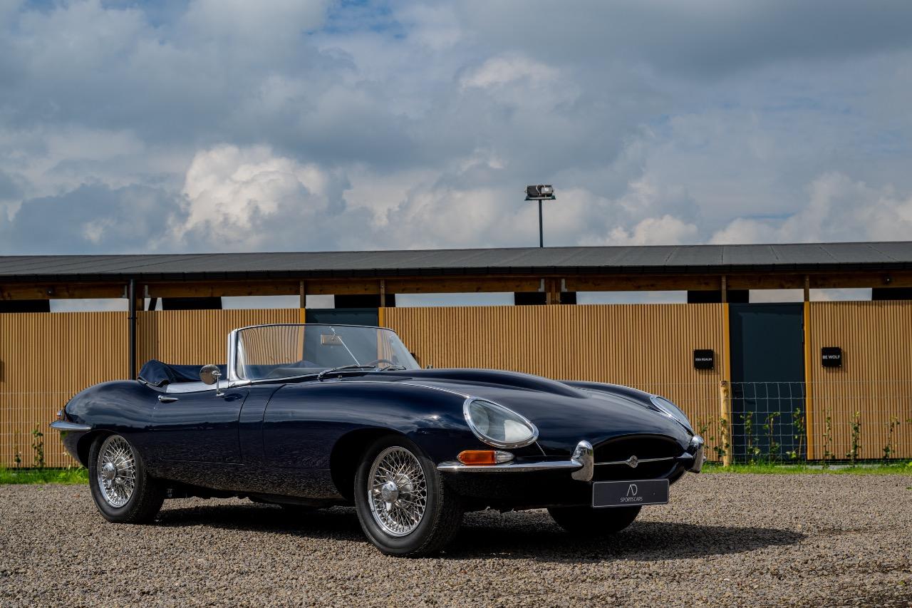 JAGUAR Type E S1 - OTS LHD - 1966 LesAnciennes.com