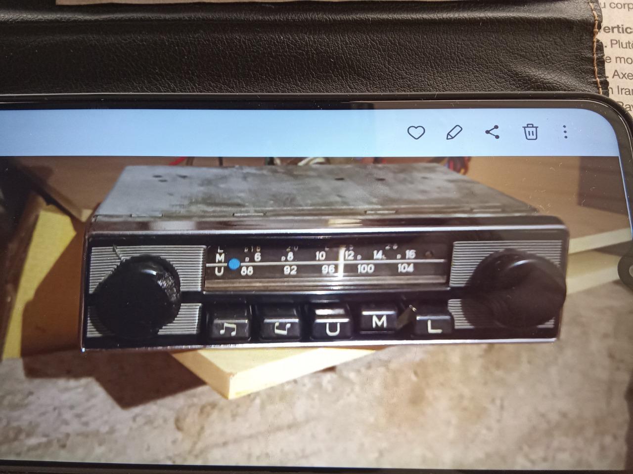 Auto radio CITROEN DS Pallas LesAnciennes.com