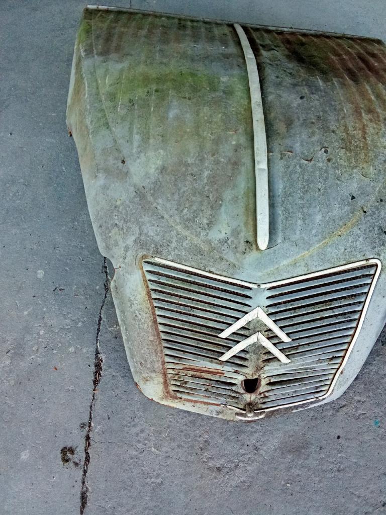 Capot CITROEN 2CV LesAnciennes.com