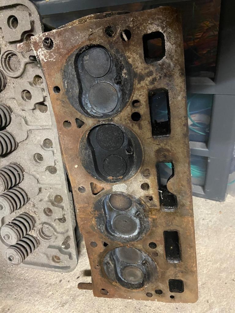 Culasse TRIUMPH Spitfire 1300 LesAnciennes.com