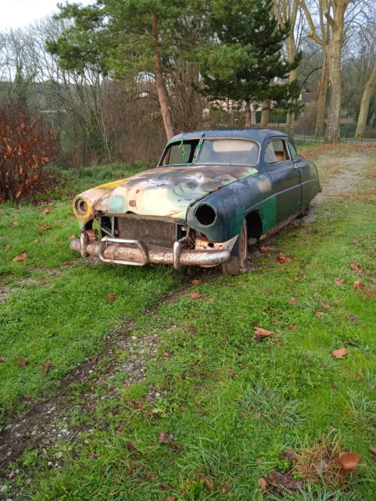 Lot de pièces HUDSON Commodore LesAnciennes.com