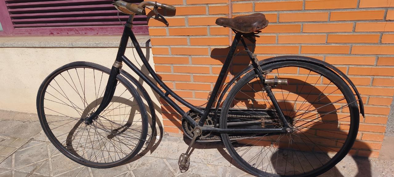 Bicicleta Peugeot Ecclesiastique LesAnciennes.com