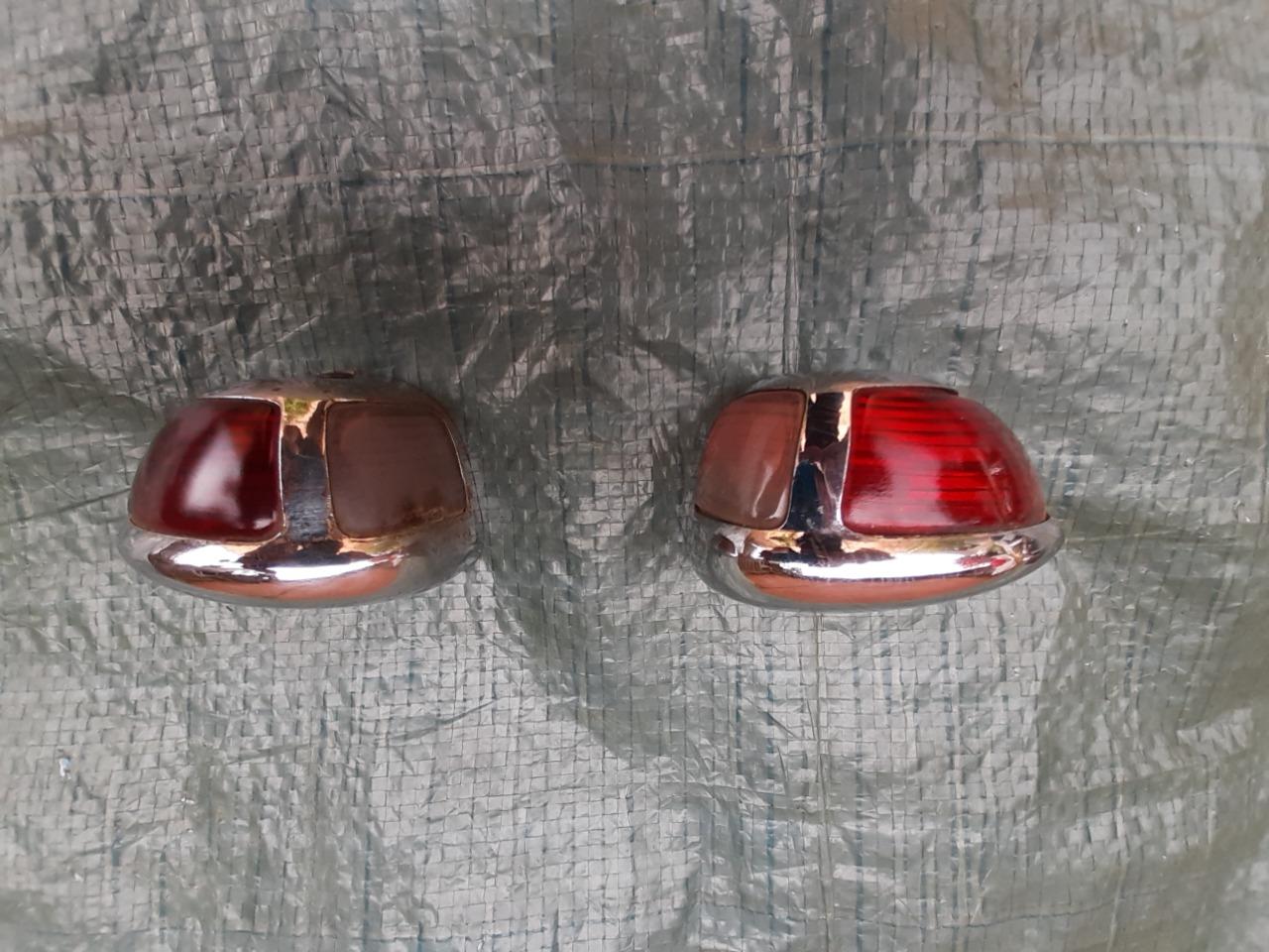 Feux clignotants/position scintex LesAnciennes.com