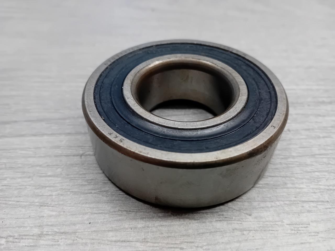 4438573 ROULEMENT DE ROUE ARRIERE FIAT 124 LesAnciennes.com