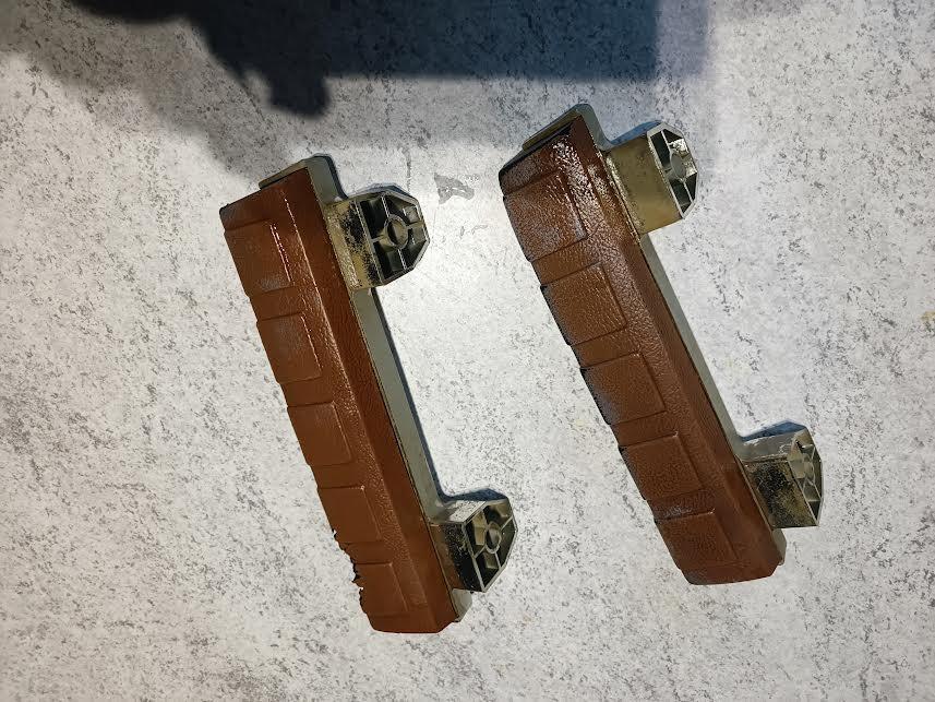 ACCOUDOIRS DE PORTES SIMCA 1301 LesAnciennes.com