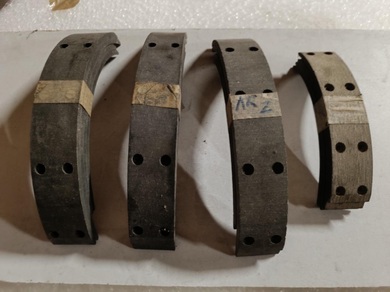 Garniture de freins neuves LesAnciennes.com