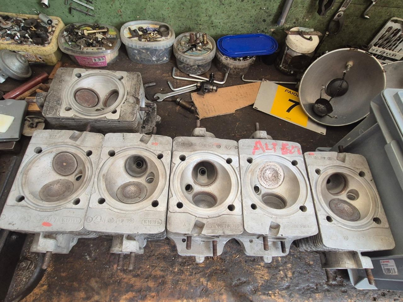 6 culasses Porsche 911 2.4 S des annéeS '70 LesAnciennes.com