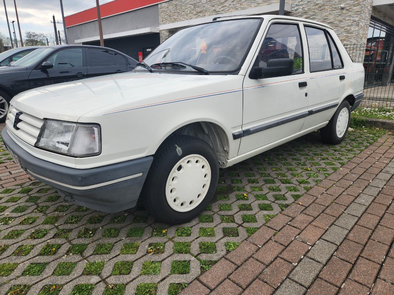 PEUGEOT 309 Graffic - 1991 LesAnciennes.com