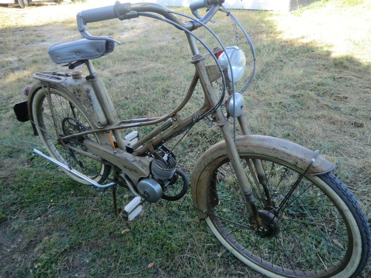 MOTO CONFORT mobylette cyclo - 1954 LesAnciennes.com