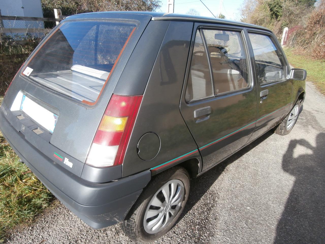 RENAULT Super 5 five - 1989 LesAnciennes.com