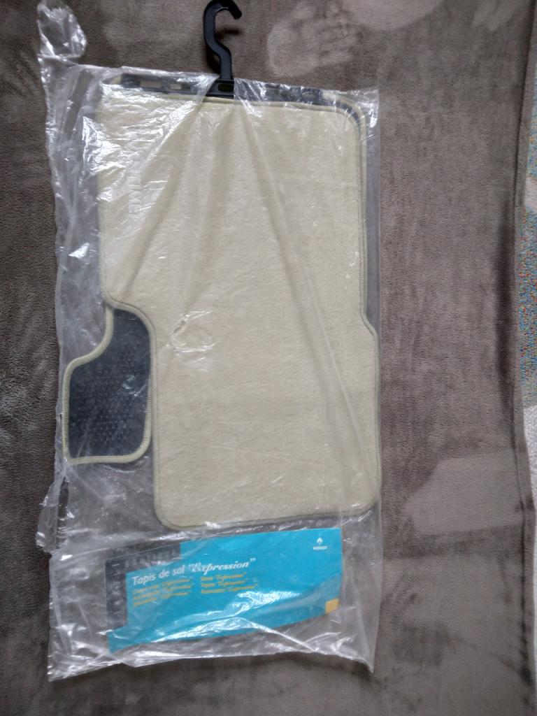 Tapis AV LesAnciennes.com