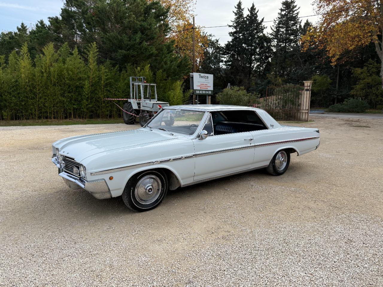 BUICK Skylark 225cid V6 'fireball' - 1964 LesAnciennes.com